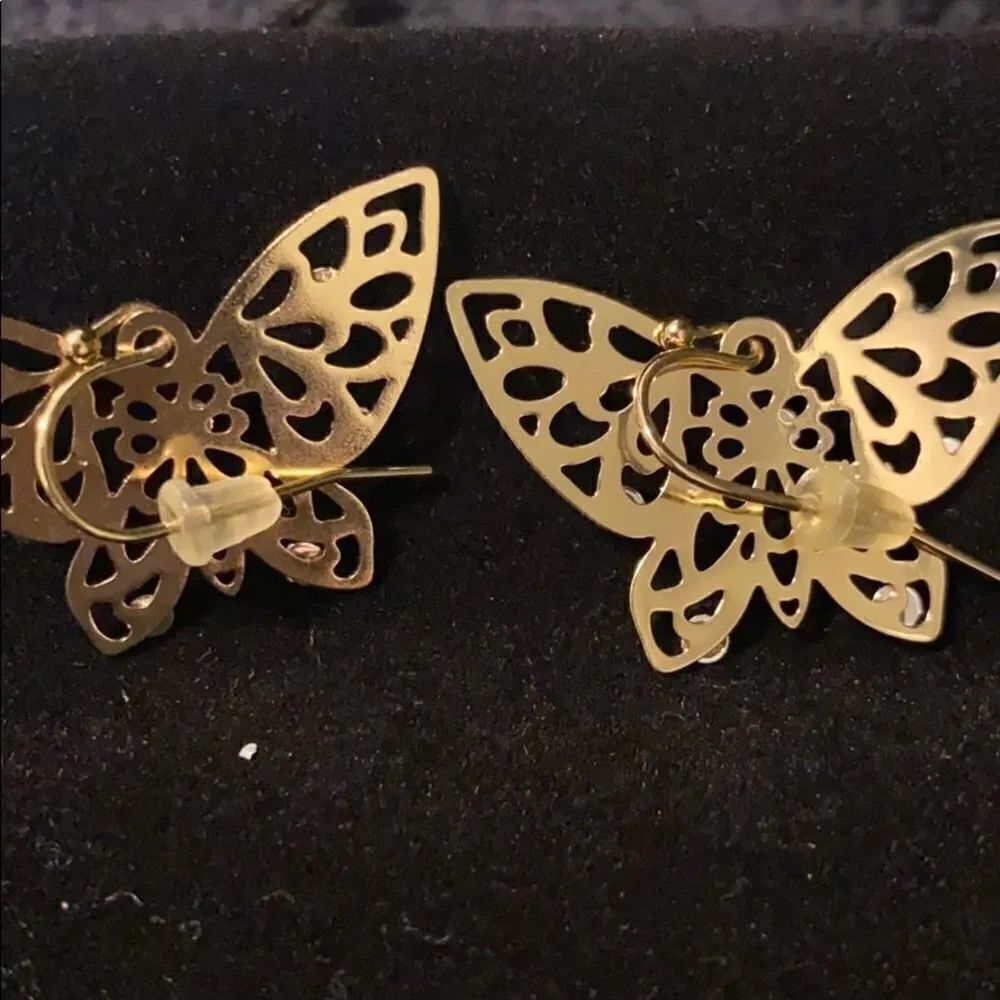 Butterfly dangle earrings  - Picture 8 of 8